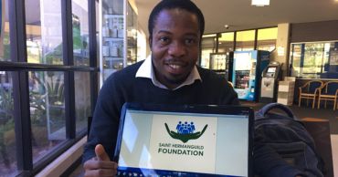 Nigerian student establishes humanitarian foundation