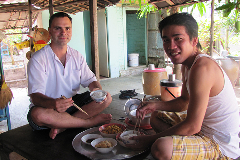 1Luke_LocalRiceMeal_Vietnam_resized.jpg