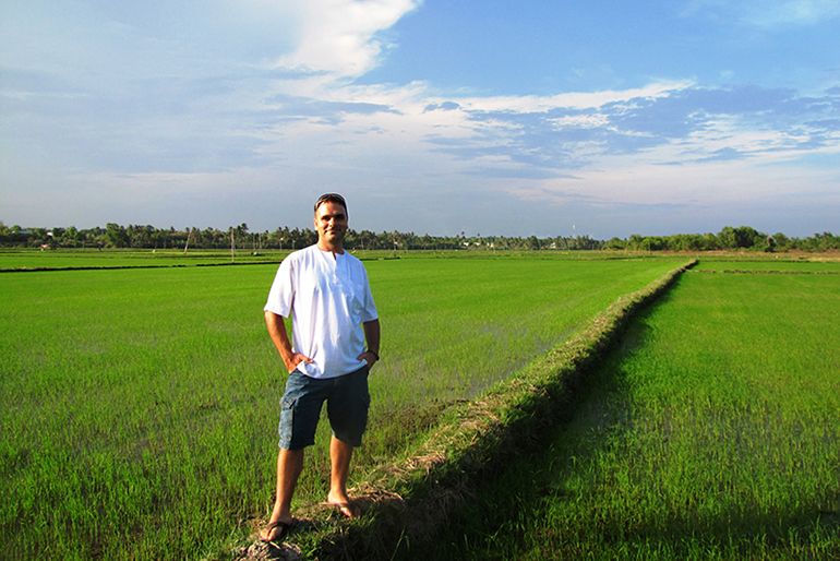 7Luke_LongGreenBattlefield_Vietnam_resized.jpg